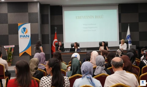 Elazığ Belediyesi'nden Velilere Destek: "Güçlü Başlangıçlar" Semineri Düzenlendi
