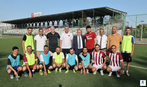Elazığ Valisi Hatipoğlu, Milli Sporcu Mahmut Aktaş'la TRT Spor'da