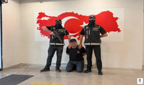 Firari Şahıs Bakü'de Yakalanarak Türkiye'ye Getirildi