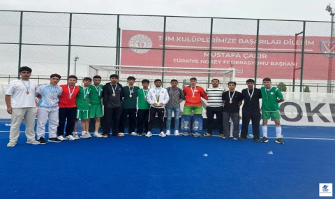 Elazığ Gençlik Spor Kulübü Hokey Takımı Play-Off'ta Türkiye Üçüncüsü Oldu