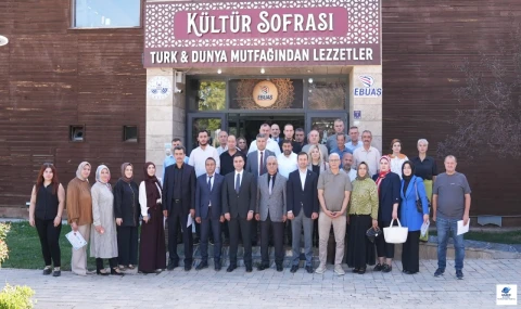 Hazar Şiir Akşamları'nın Perde Arkasındaki İsimler Kahvaltıda Buluştu