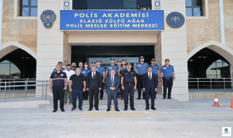 Vali Hatipoğlu, Zülfü Ağar Polis Meslek Eğitim Merkezi'ni Ziyaret Etti