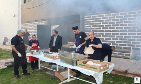 Elazığ Ruh Sağlığı ve Hastalıkları Hastanesi'nde Hastalara Moral Veren Mangal Etkinliği